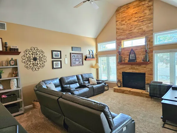 $500,000 | 12617 Pennsylvania Place, Crown Point, IN 46307