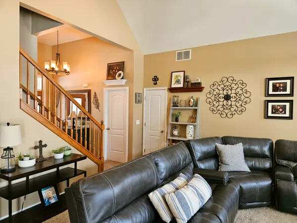 $500,000 | 12617 Pennsylvania Place, Crown Point, IN 46307
