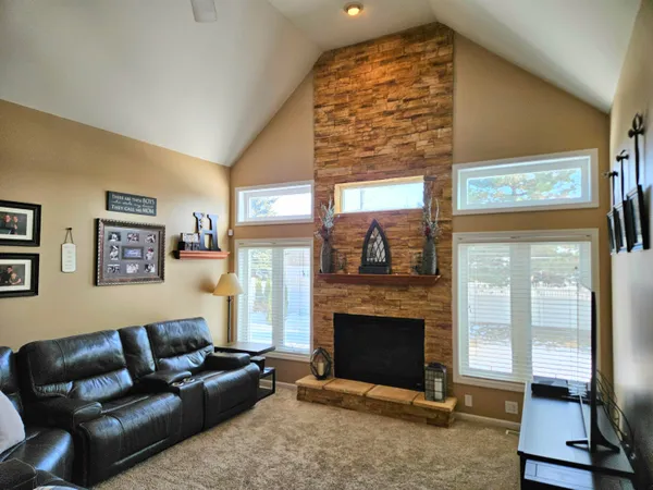 $500,000 | 12617 Pennsylvania Place, Crown Point, IN 46307