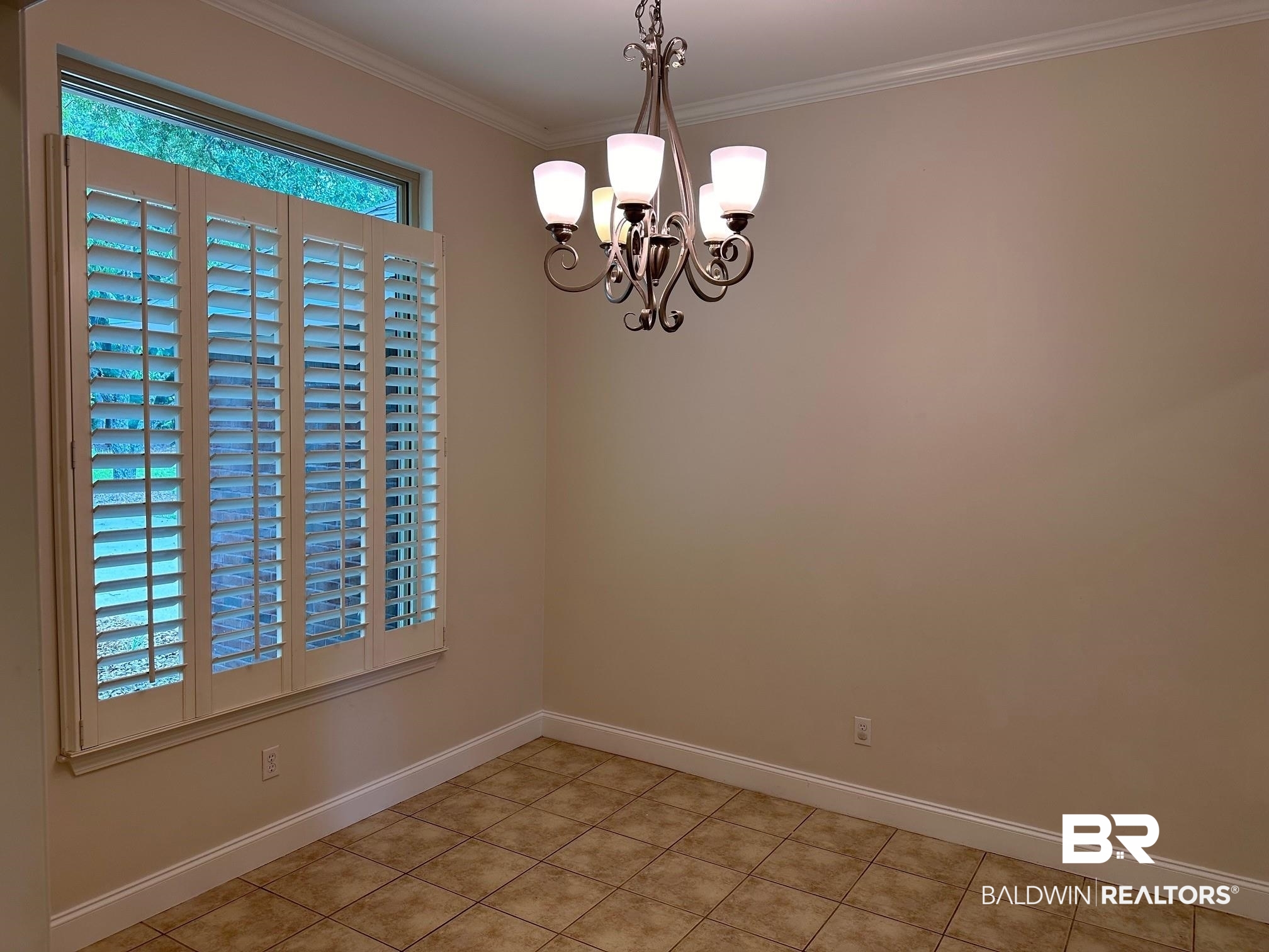 10301 Windmill Road Fairhope, AL 36532 - Photo 6 of 18 Formal Dining Room