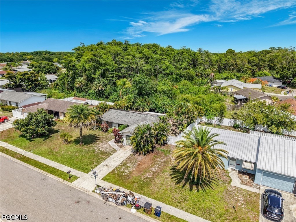 15506 Spring Line Lane Fort Myers, FL 33905 - Photo 14 of 50