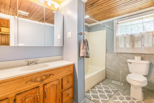 $149,500 | 219 South Lakeview Street, Sturgis, MI 49091