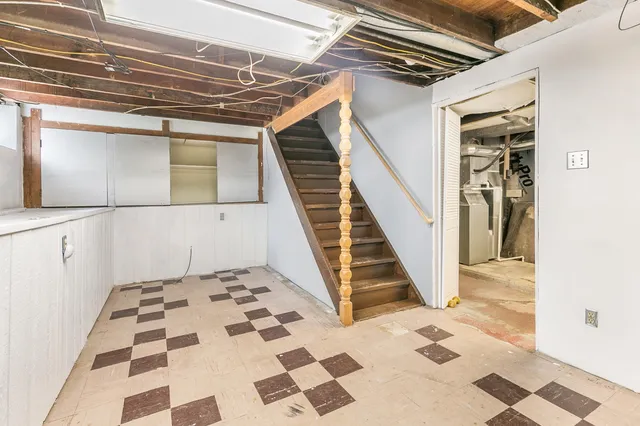 $149,500 | 219 South Lakeview Street, Sturgis, MI 49091