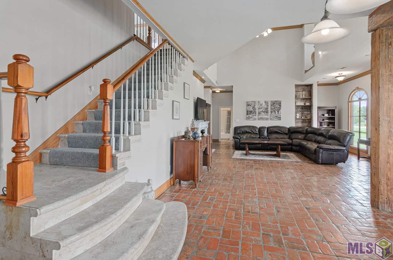 16437 Ronnie Road Prairieville, LA 70769 - Photo 6 of 37 Gallery Image 6