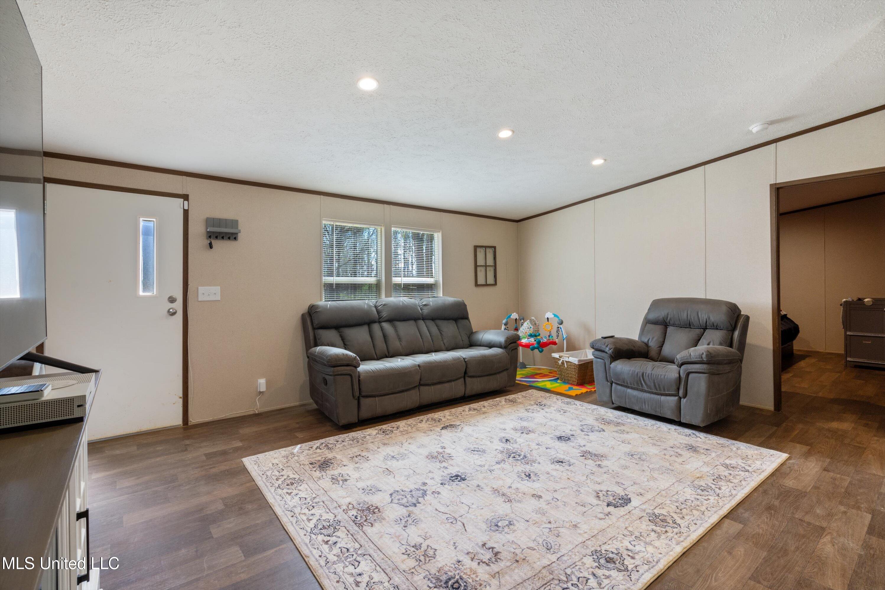 1721 Hidden Valley Road Coldwater, MS 38618 - Photo 5 of 20 19-DSC2225