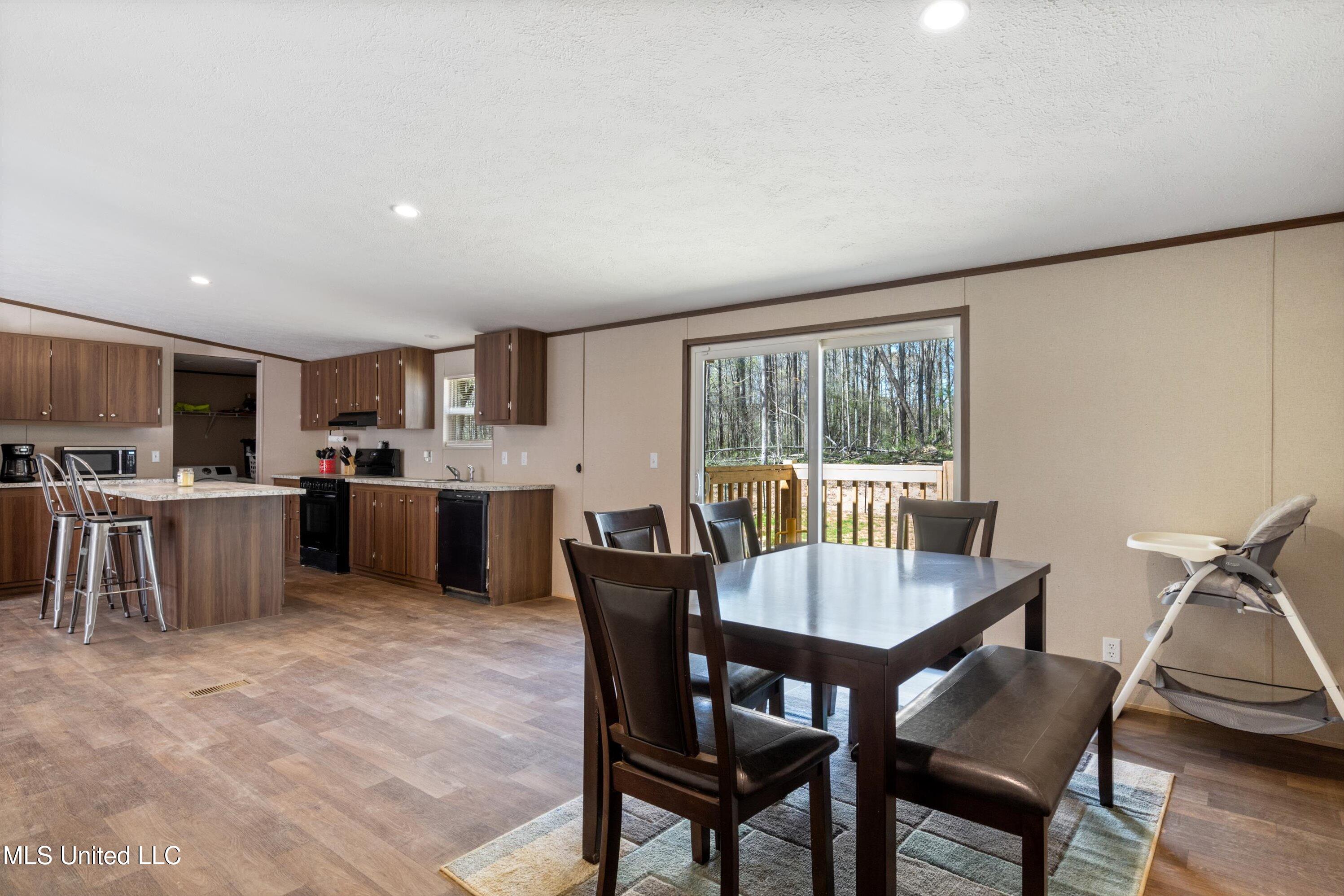 1721 Hidden Valley Road Coldwater, MS 38618 - Photo 9 of 20 14-DSC2207