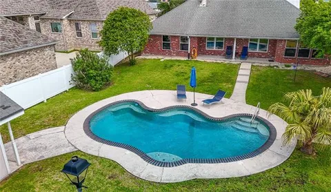 $390,000 | 426 Moonraker Drive, Slidell, LA 70458