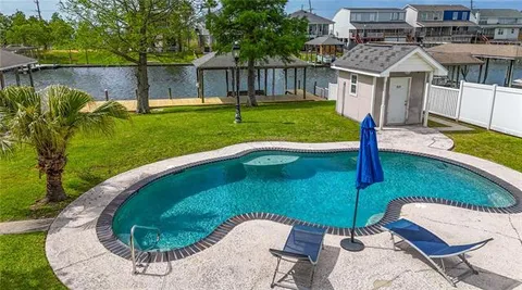 $390,000 | 426 Moonraker Drive, Slidell, LA 70458