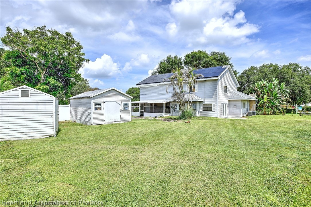 1216 Edgewater Point Drive Sebring, FL 33870 - Photo 33 of 40