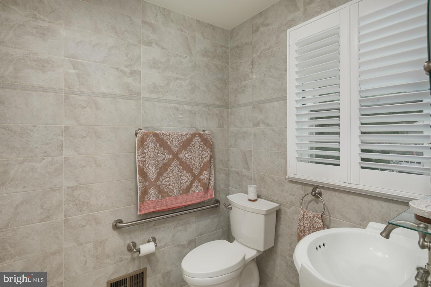 735 River Road Yardley, PA 19067 - Photo 22 of 46 Gallery Image 22