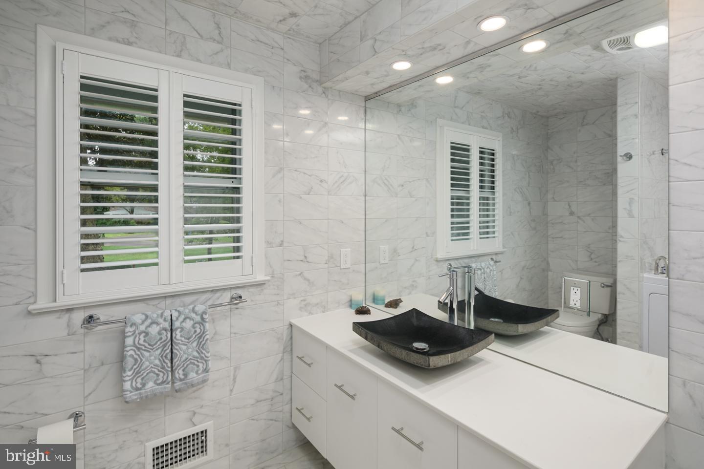 735 River Road Yardley, PA 19067 - Photo 30 of 46 Gallery Image 30