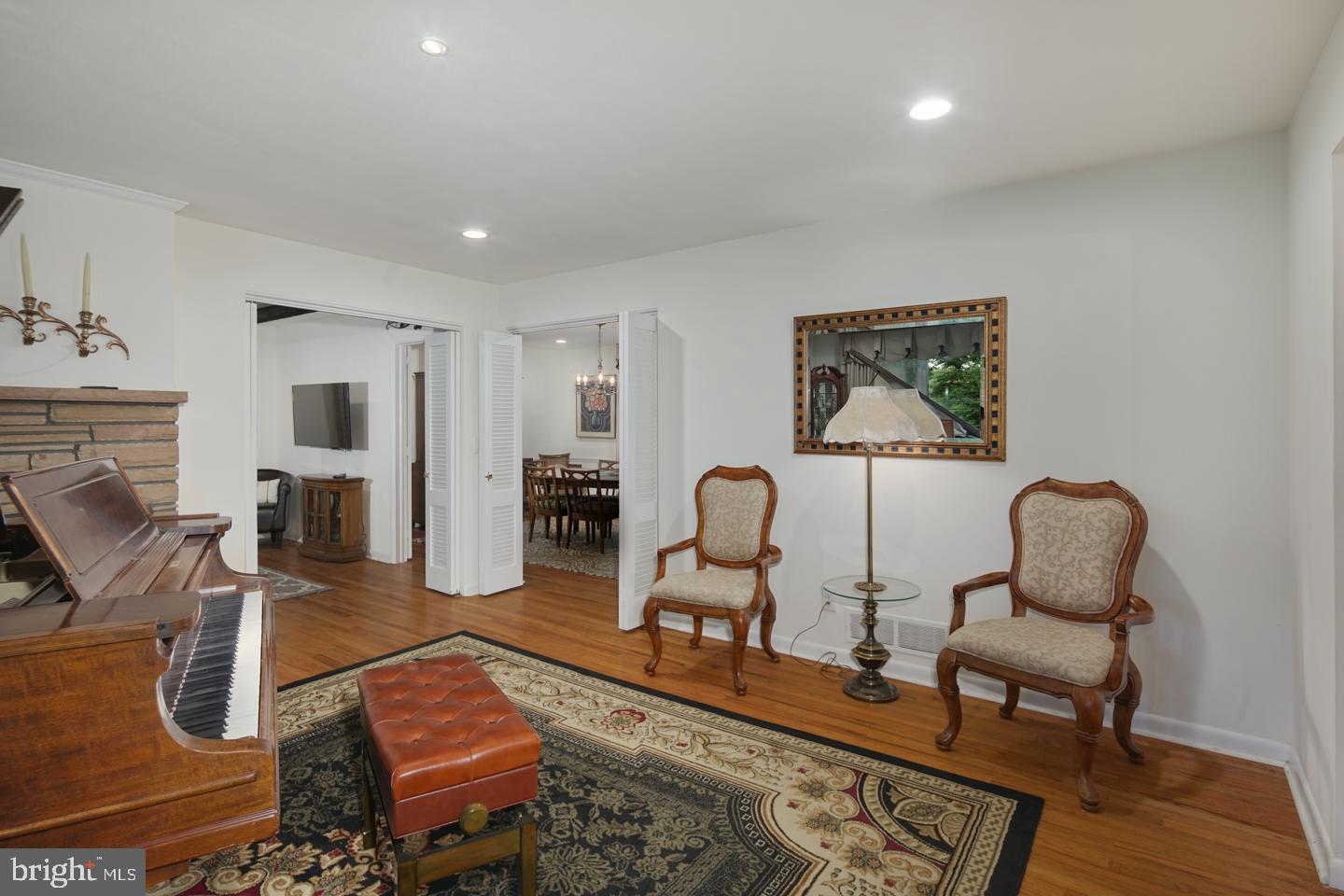 735 River Road Yardley, PA 19067 - Photo 8 of 46 Gallery Image 8