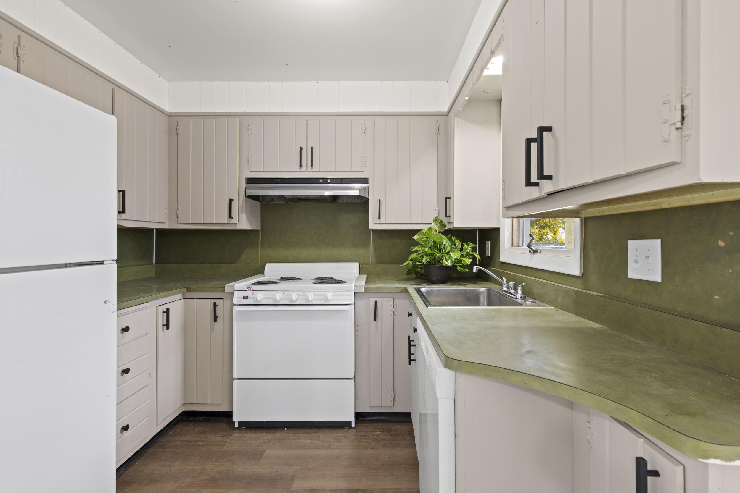 163 Webber Avenue Lewiston, ME 04240 - Photo 11 of 36 163 webber ave, lewiston05