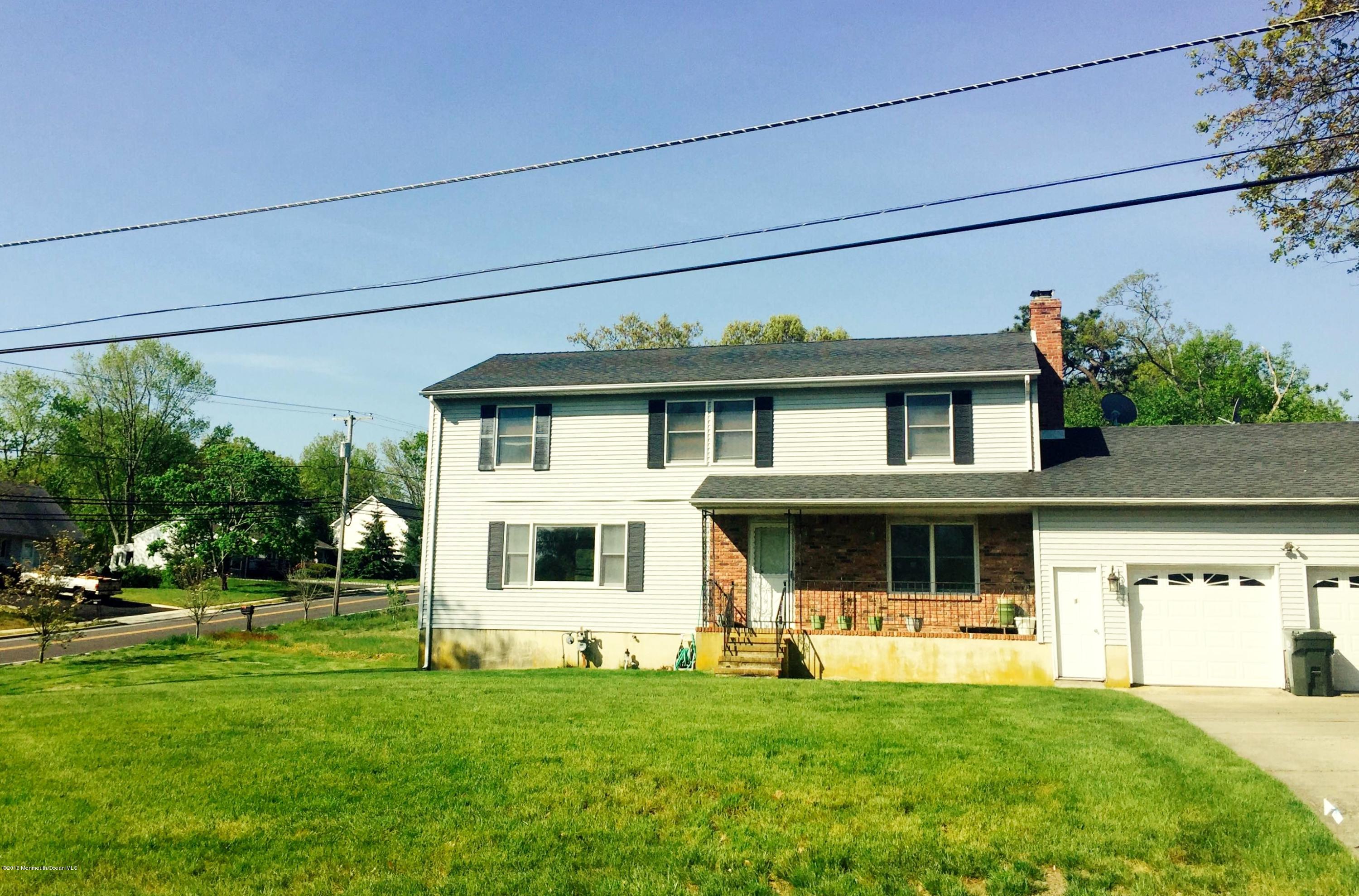 1 Hemlock Road Howell, NJ 07731 - Photo 3 of 12 IMG_5216