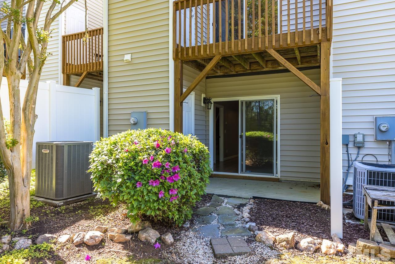 8828 Orchard Grove Way Raleigh, NC 27612 - Photo 29 of 30 Gallery Image 29