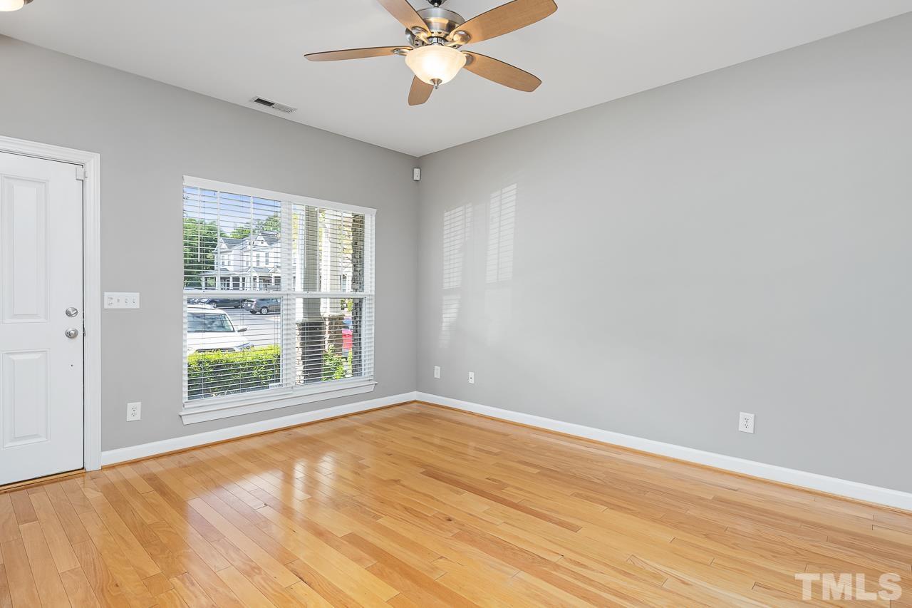 8828 Orchard Grove Way Raleigh, NC 27612 - Photo 3 of 30 Gallery Image 3