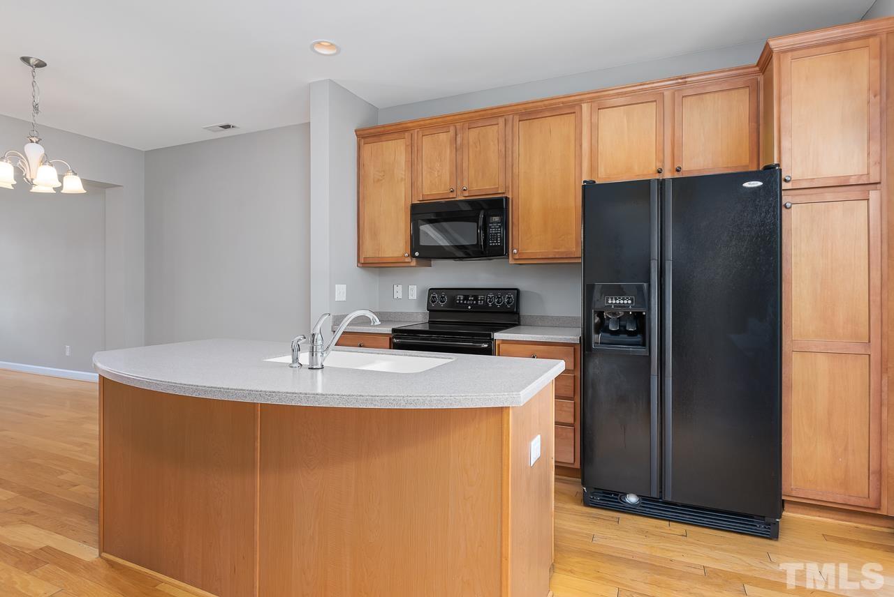 8828 Orchard Grove Way Raleigh, NC 27612 - Photo 9 of 30 Gallery Image 9