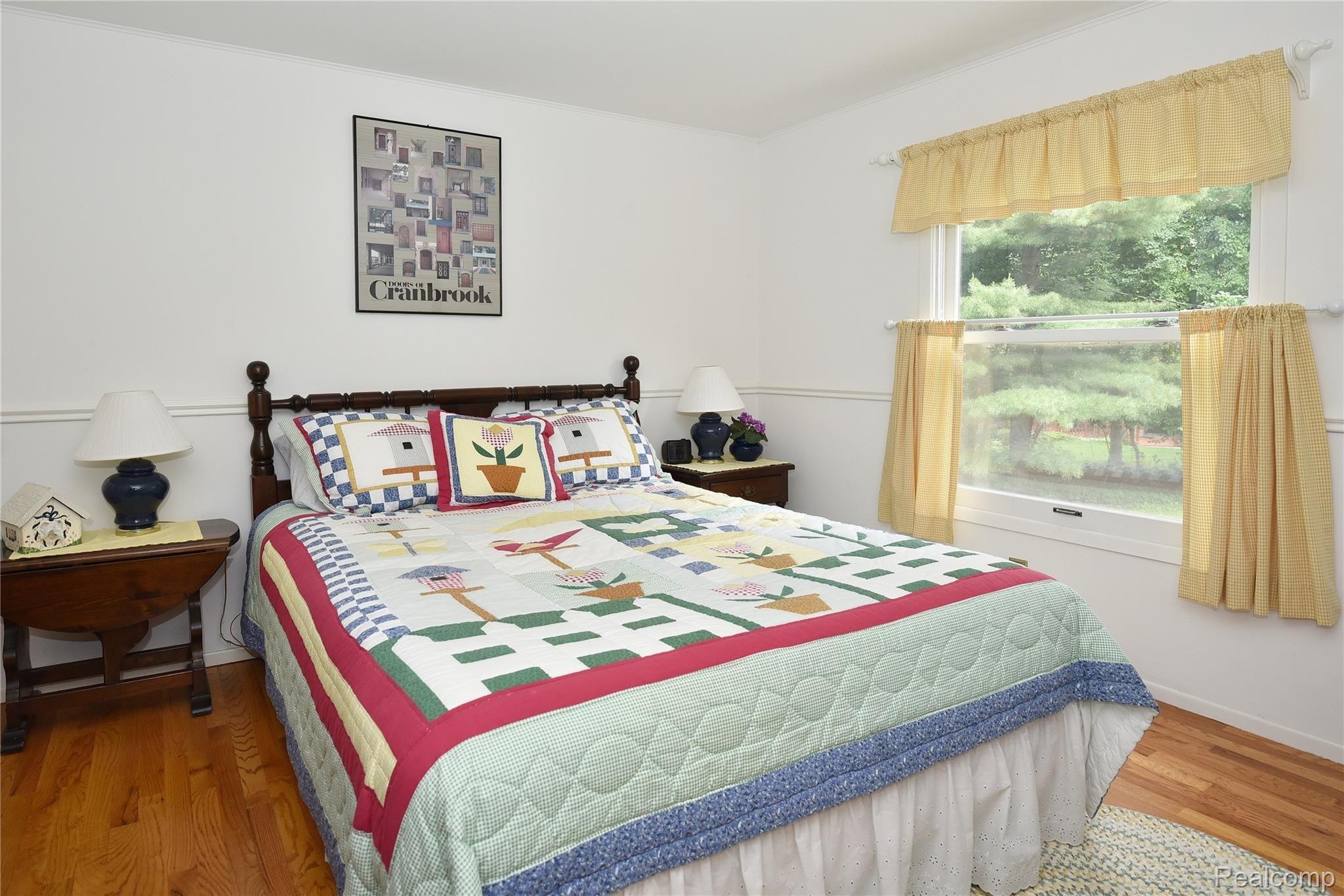 2962 Mohawk Lane Rochester, MI 48306 - Photo 22 of 28 Bedroom #3