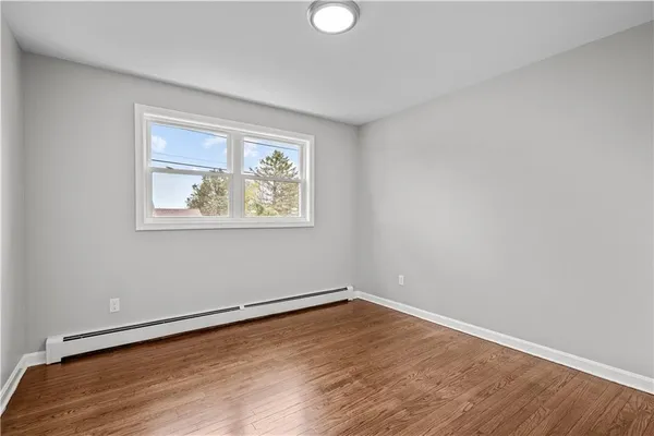 $4,000 | 51 Arrowhead Lane, Portsmouth, RI 02871