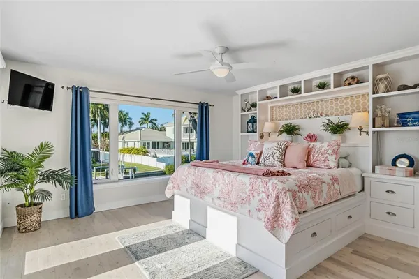 $2,695,000 | 1725 Baywood Drive, Sarasota, FL 34231