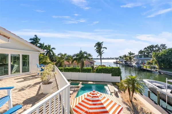 $2,695,000 | 1725 Baywood Drive, Sarasota, FL 34231