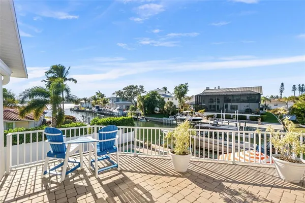$2,695,000 | 1725 Baywood Drive, Sarasota, FL 34231