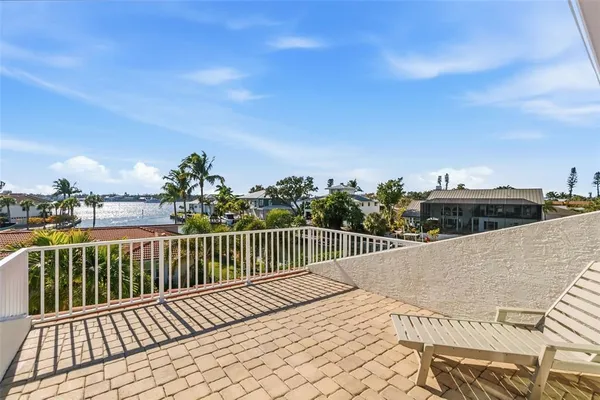 $2,695,000 | 1725 Baywood Drive, Sarasota, FL 34231