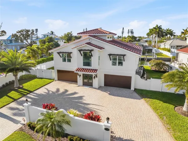 $2,695,000 | 1725 Baywood Drive, Sarasota, FL 34231