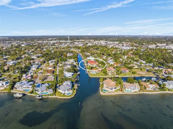 $2,695,000 | 1725 Baywood Drive, Sarasota, FL 34231