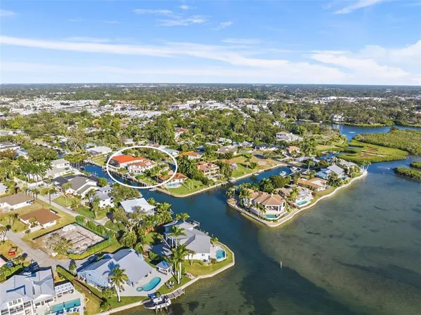 $2,695,000 | 1725 Baywood Drive, Sarasota, FL 34231