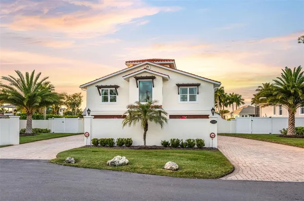 $2,695,000 | 1725 Baywood Drive, Sarasota, FL 34231