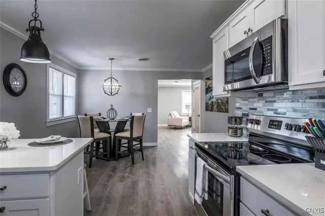 $2,000 | 211 10th Avenue, Vienna, NY 13157