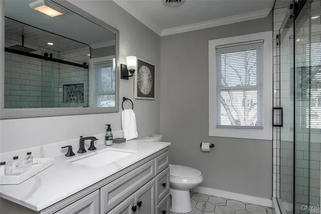 $2,000 | 211 10th Avenue, Vienna, NY 13157