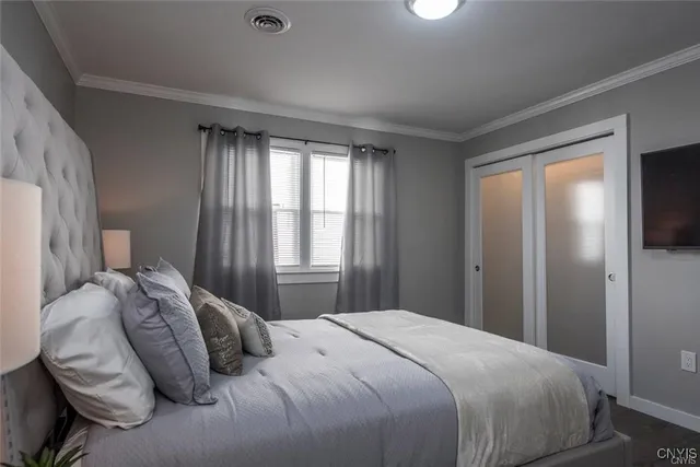 $2,000 | 211 10th Avenue, Vienna, NY 13157