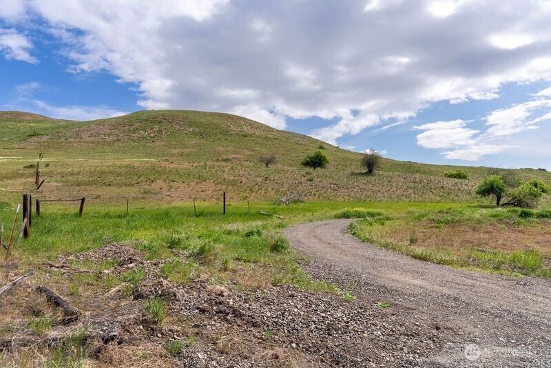 187 Twisp River Road Twisp, WA 98856 - Photo 20 of 40