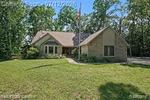 $725,000 | 9828 Whisperwood Lane, Brighton, MI 48116
