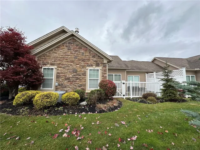 $385,000 | 3303 Abbey Road, Canandaigua Town, NY 14424