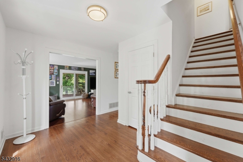 12 Homestead Farm Road Milford, NJ 08848 - Photo 4 of 49