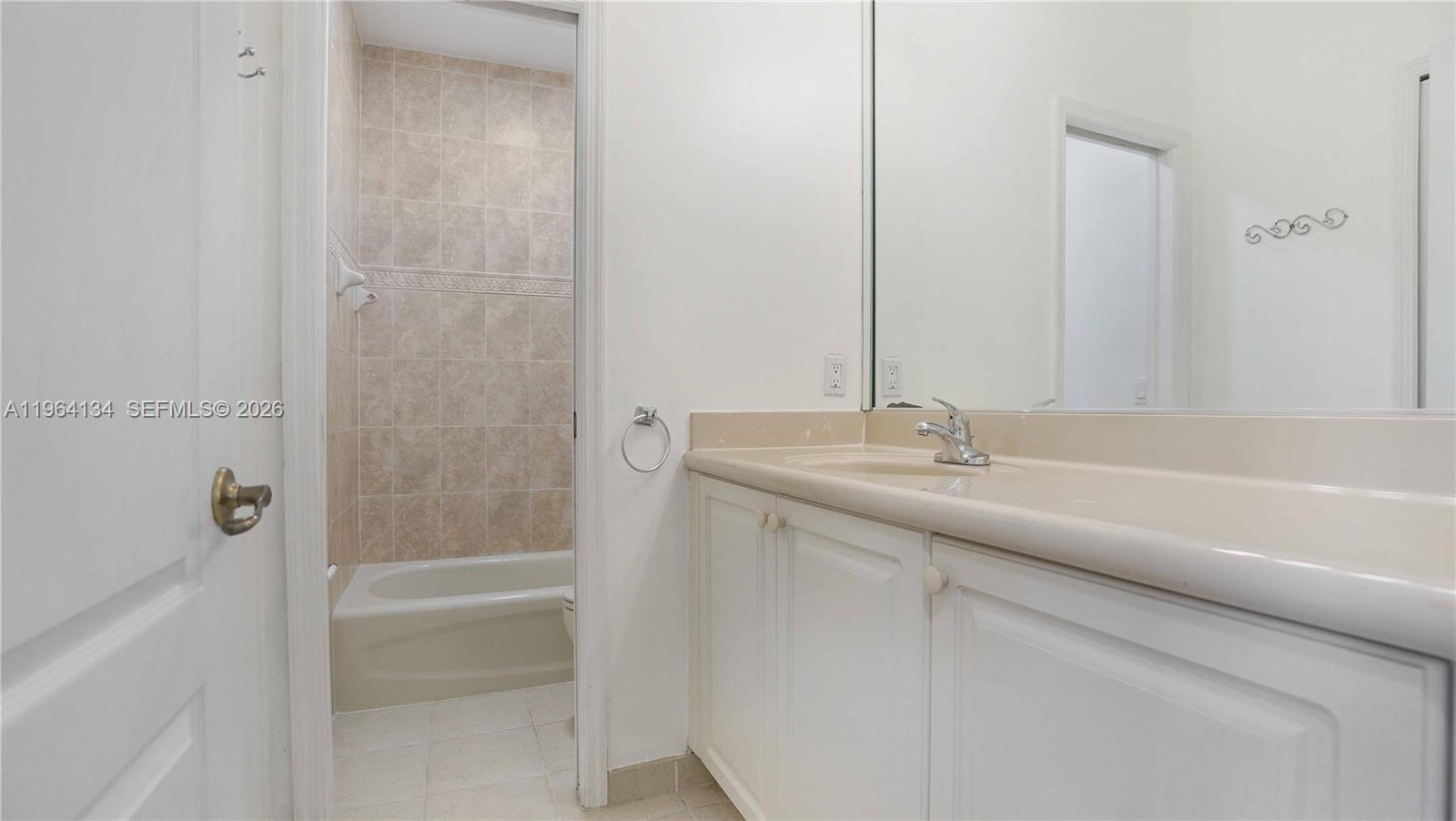 5486 Northwest 112th Path, Unit 5486 Doral, FL 33178 - Photo 36 of 52
