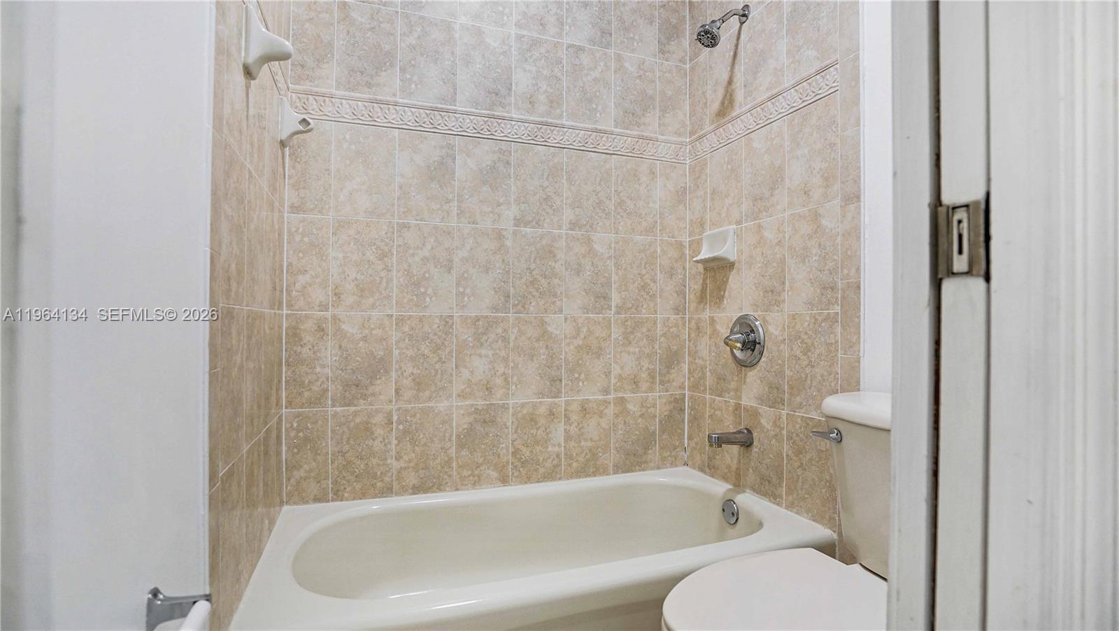 5486 Northwest 112th Path, Unit 5486 Doral, FL 33178 - Photo 37 of 52