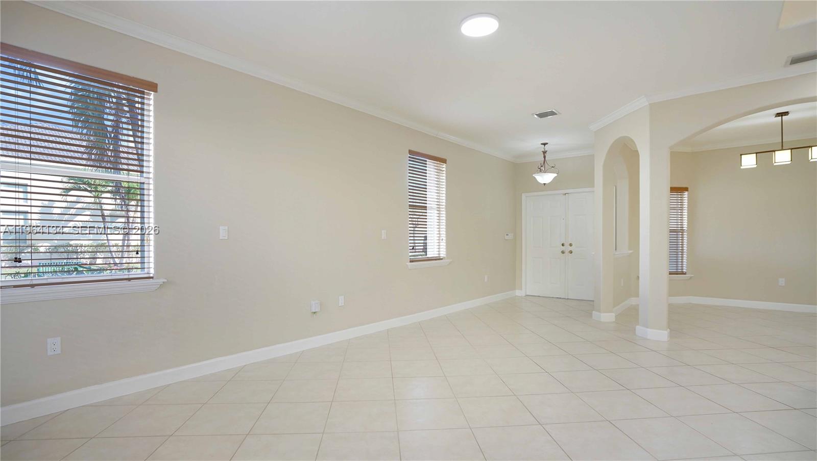 5486 Northwest 112th Path, Unit 5486 Doral, FL 33178 - Photo 7 of 52