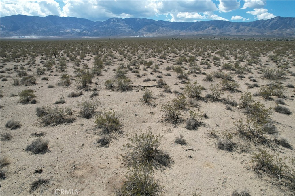 769 Meridian Road Lucerne Valley, CA 92356 - Photo 21 of 71 a view of ocean view