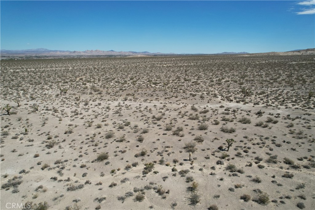 769 Meridian Road Lucerne Valley, CA 92356 - Photo 8 of 71