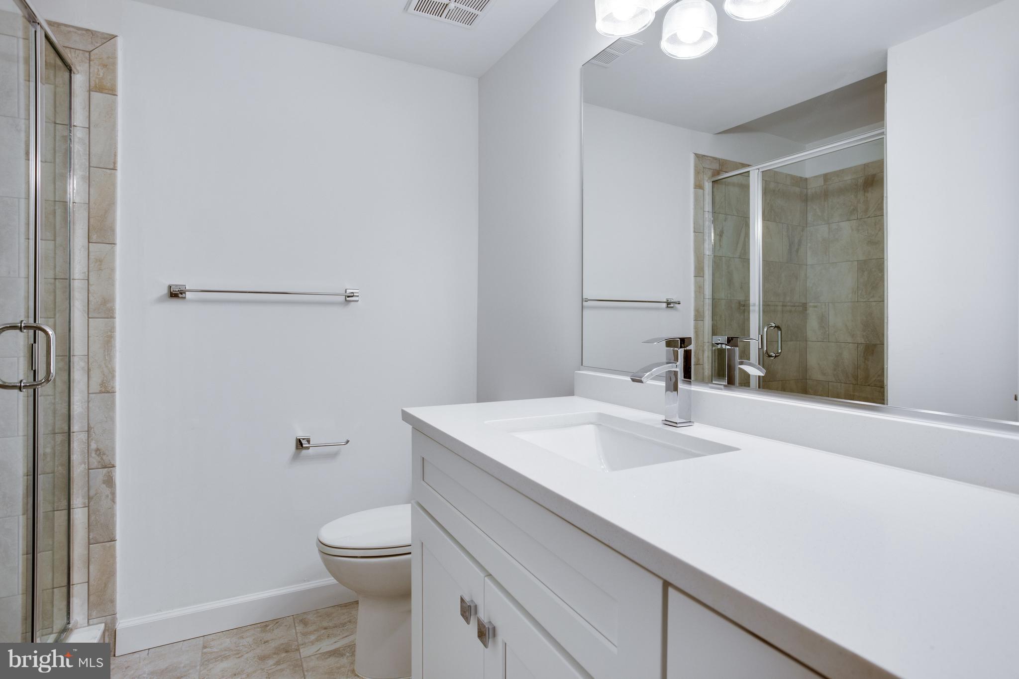 7920 Quarry Ridge Way Bethesda, MD 20817 - Photo 28 of 30 Bath