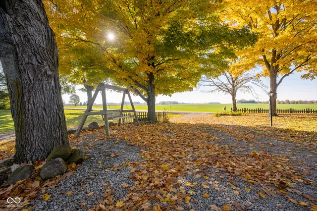 $299,900 | 1898 East 1000 North, Morristown, IN 46161