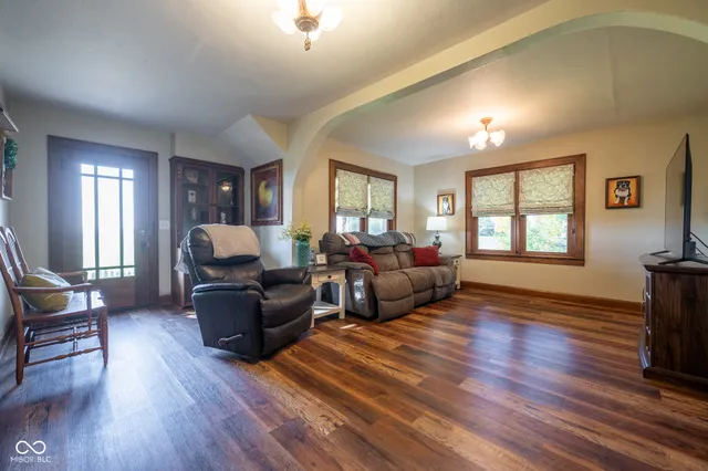 $299,900 | 1898 East 1000 North, Morristown, IN 46161