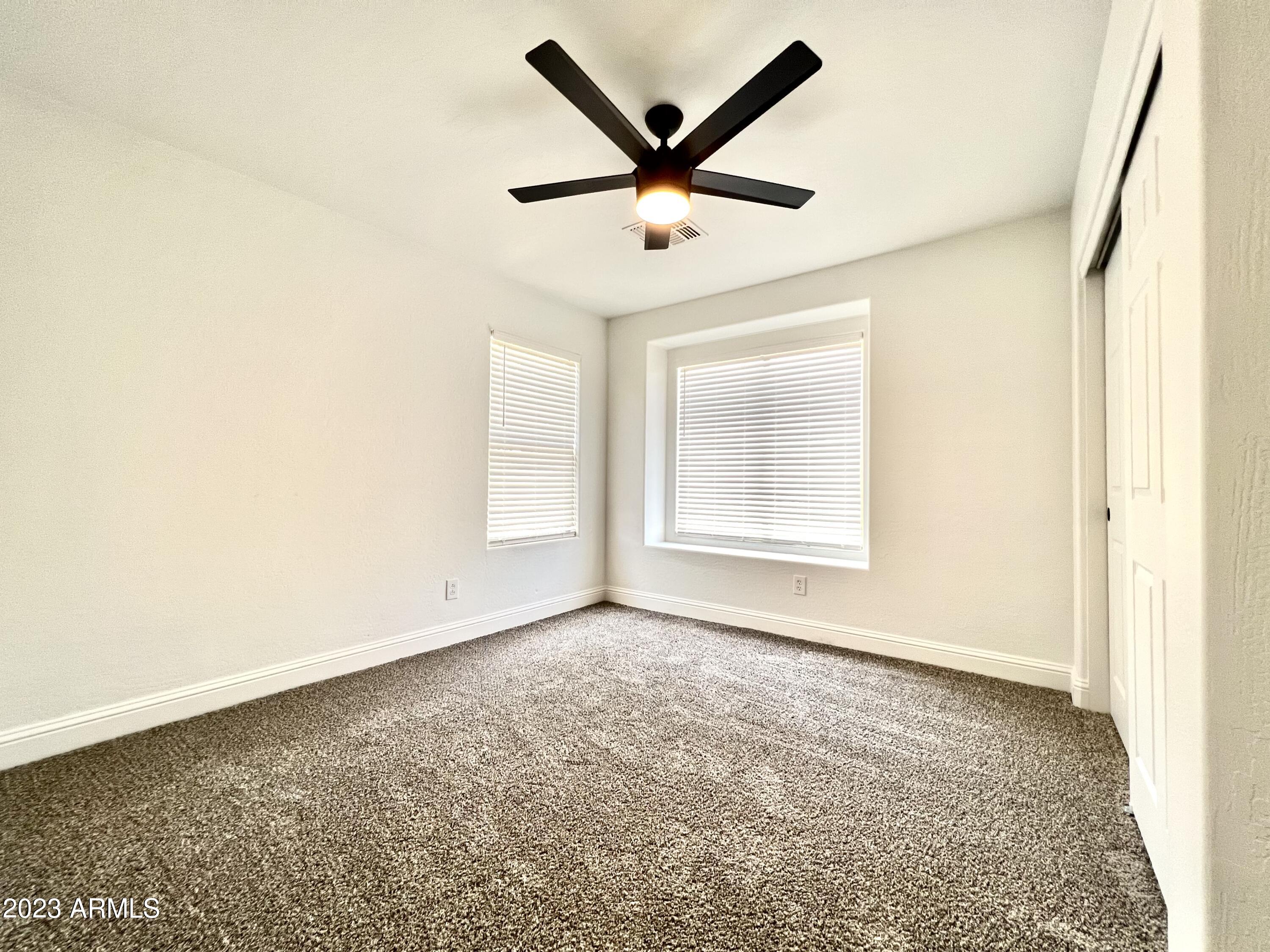42310 West Venture Road Maricopa, AZ 85138 - Photo 26 of 29 IMG_9493