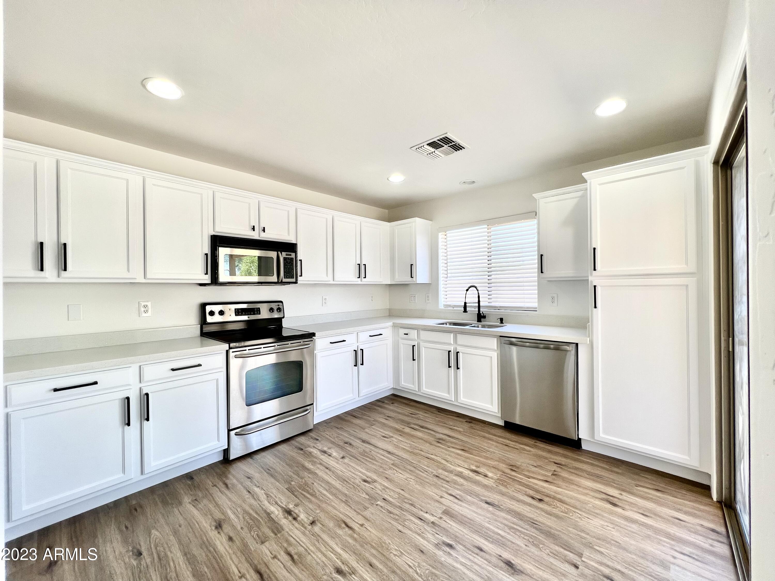 42310 West Venture Road Maricopa, AZ 85138 - Photo 10 of 29 IMG_9546