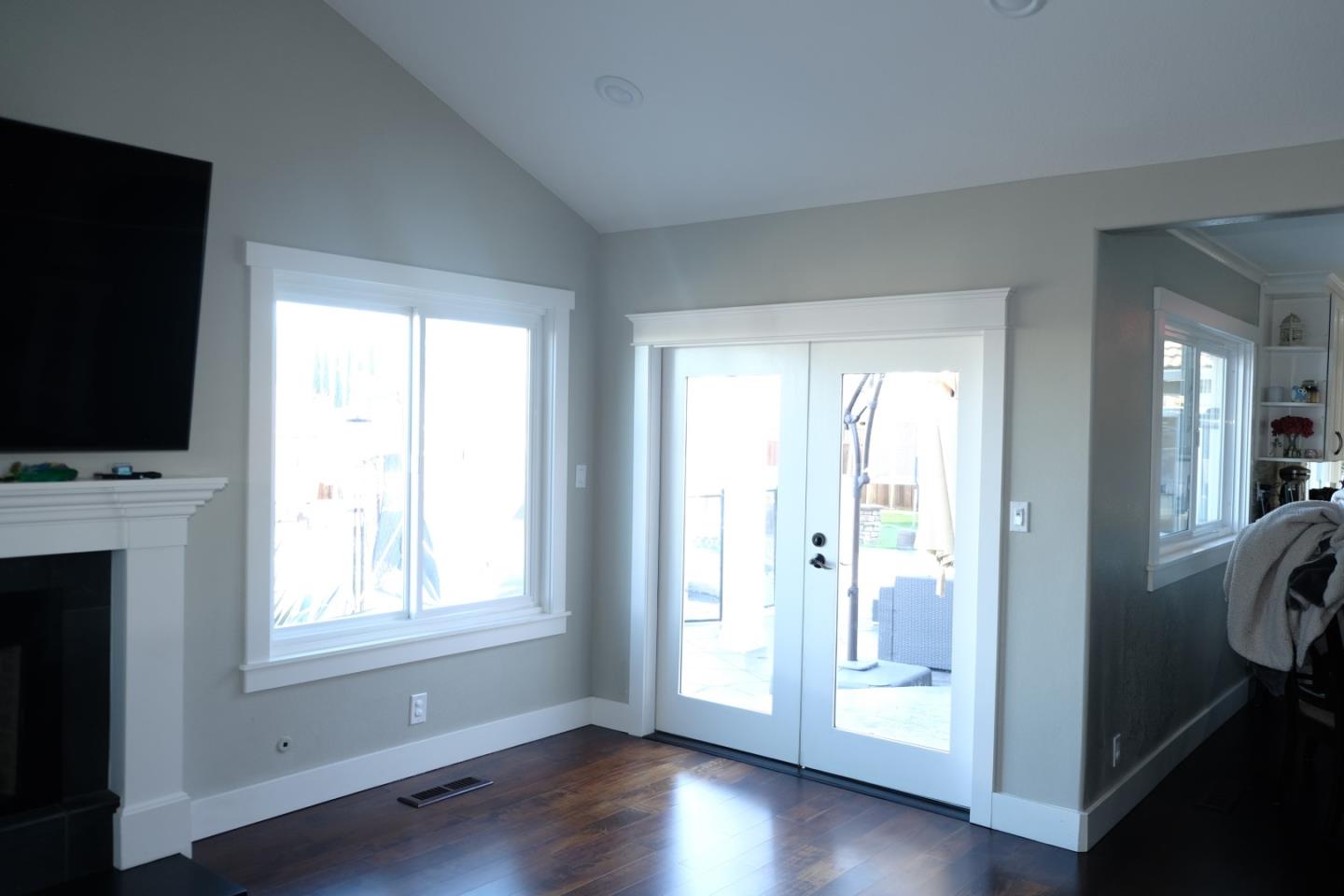 12486 Sumner Drive Saratoga, CA 95070 - Photo 19 of 41