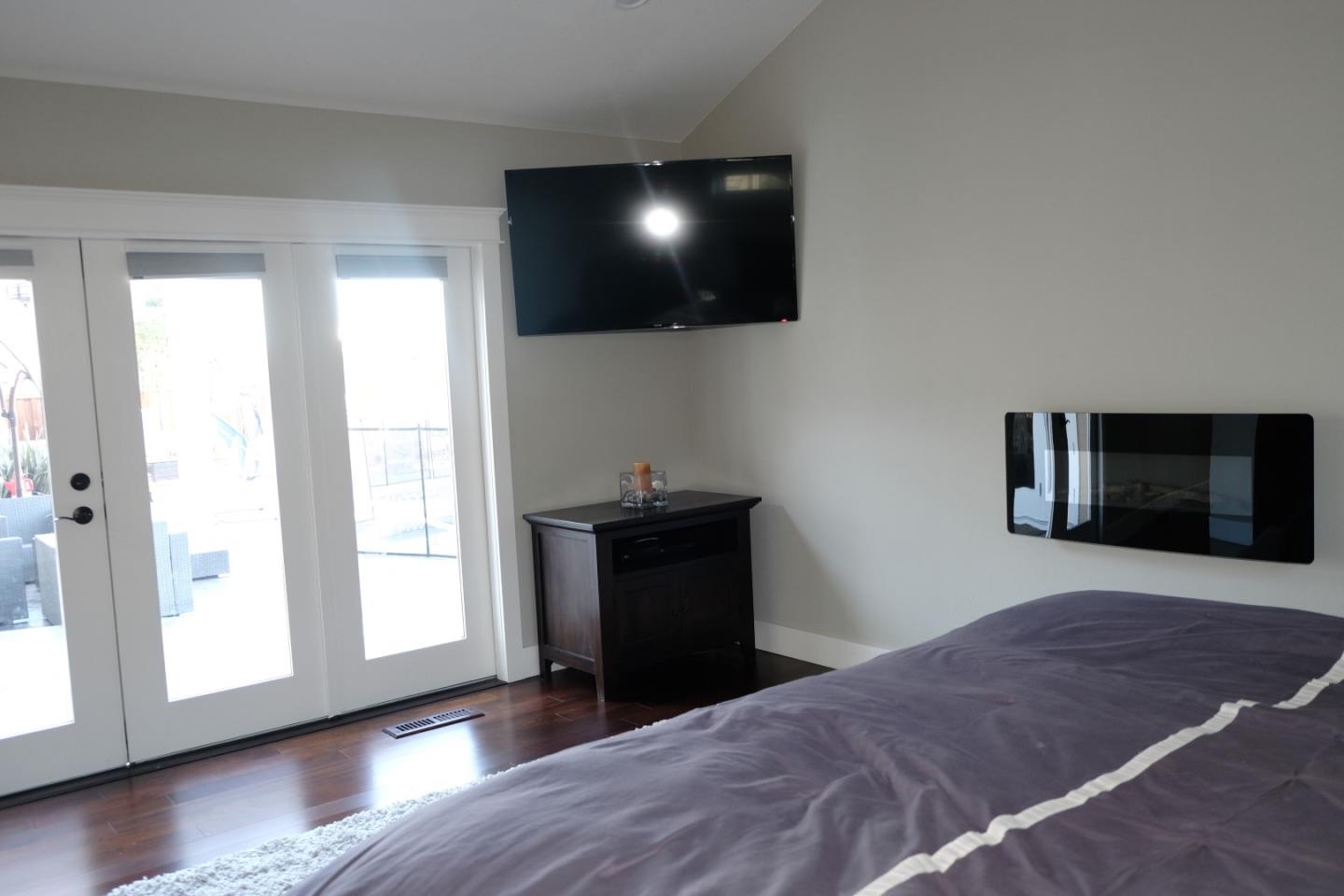 12486 Sumner Drive Saratoga, CA 95070 - Photo 24 of 41